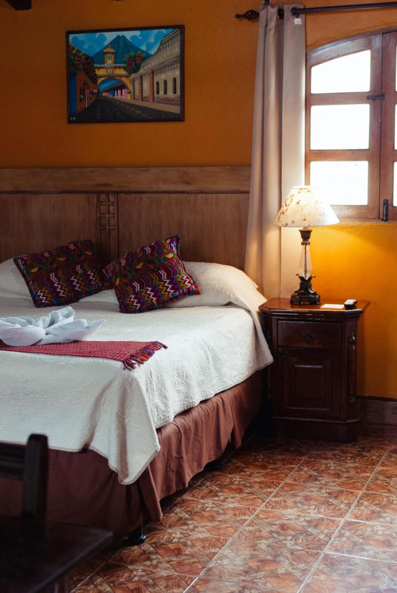 Hotel Gran Plaza Euromaya Antigua Exterior photo