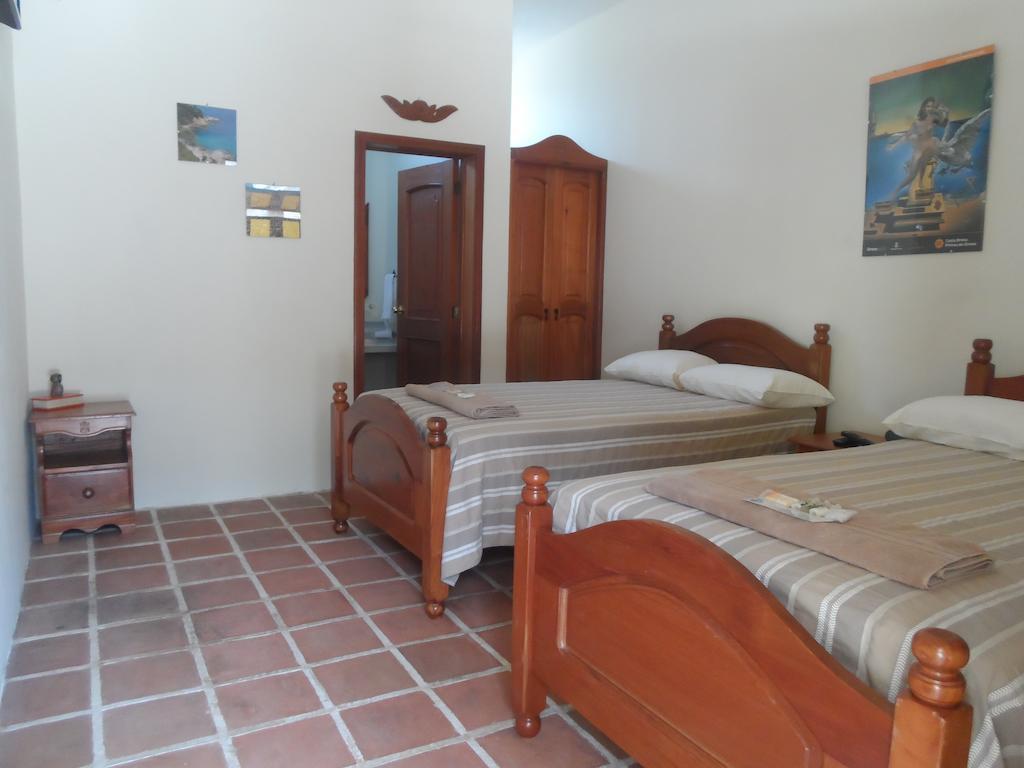 Hotel Gran Plaza Euromaya Antigua Room photo