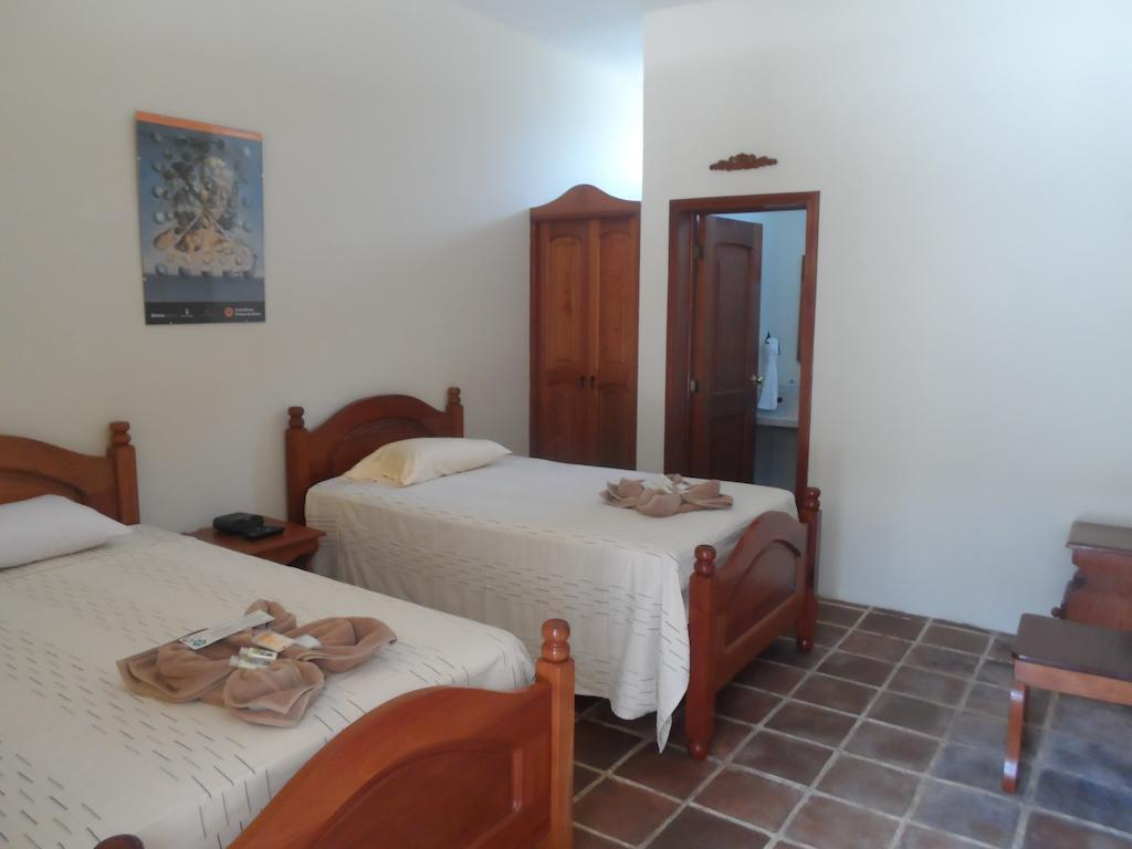 Hotel Gran Plaza Euromaya Antigua Room photo