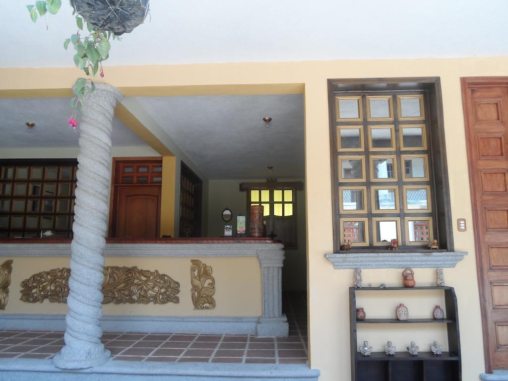 Hotel Gran Plaza Euromaya Antigua Exterior photo
