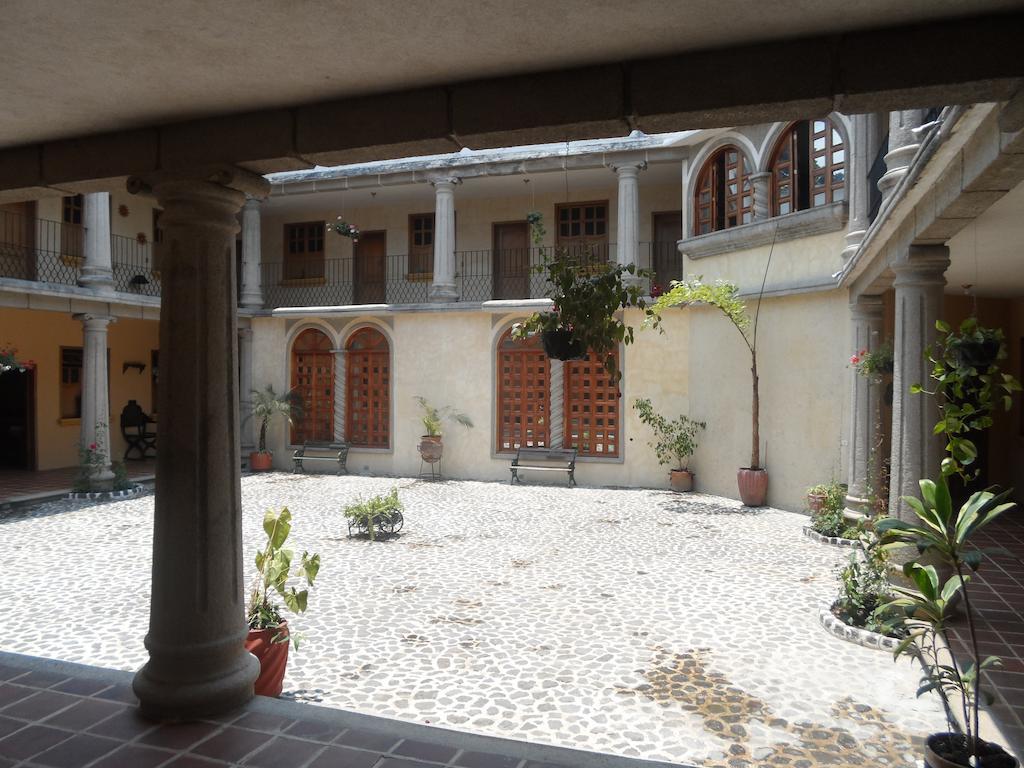 Hotel Gran Plaza Euromaya Antigua Exterior photo